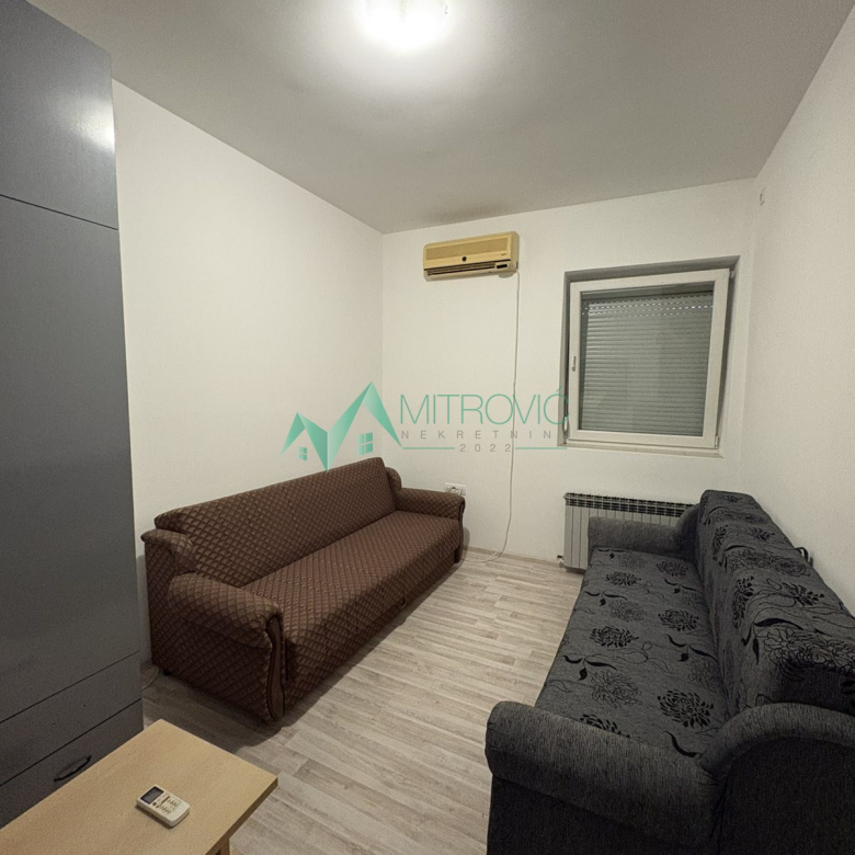 Stan Prodaja Novi Sad  28 m2