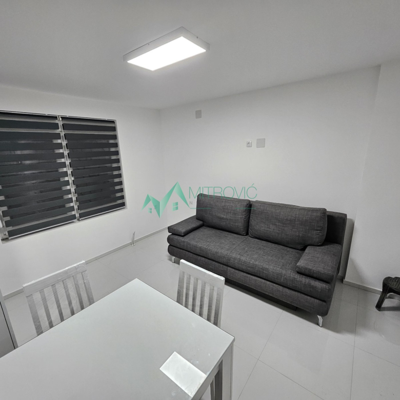Stan Prodaja Novi Sad  25 m2
