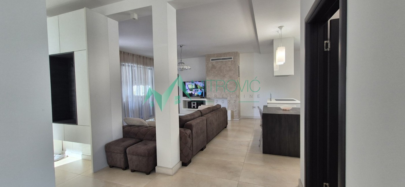 Kuća Prodaja Petrovaradin Kuća Prodaja Petrovaradin 172 m2