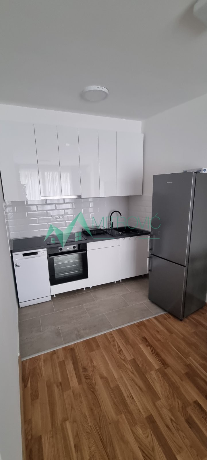 stanovi-2-re-petrovaradin-1004483-w60su Dvosoban stan na prodaju, Petrovaradin, Novi Sad, 45m², 139.000 €