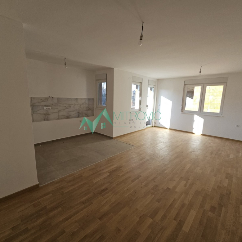 Stan Prodaja Sremska Kamenica  73 m2