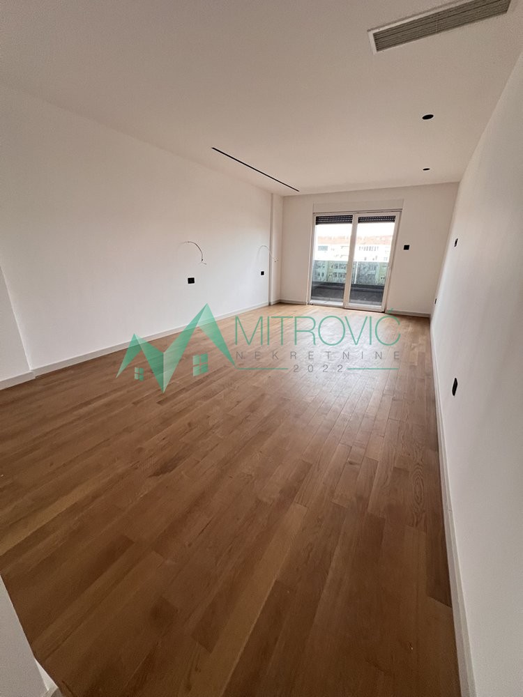 stanovi-5-re-telep-1001632-0lmyw Petosoban stan na prodaju, Telep, Novi Sad, 210m², 669.500 €