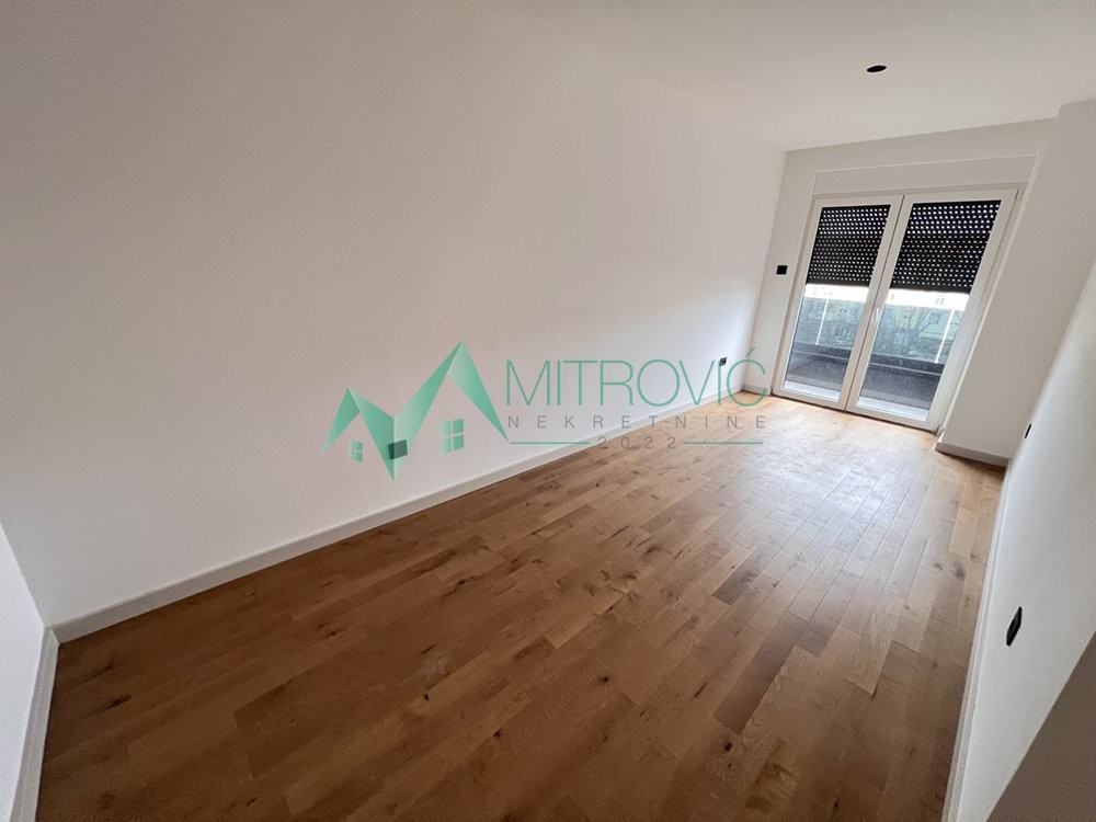 stanovi-5-re-telep-1001632-erf8l Petosoban stan na prodaju, Telep, Novi Sad, 210m², 669.500 €