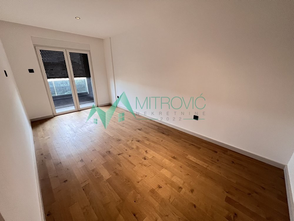 stanovi-5-re-telep-1001632-oxc5w Petosoban stan na prodaju, Telep, Novi Sad, 210m², 669.500 €