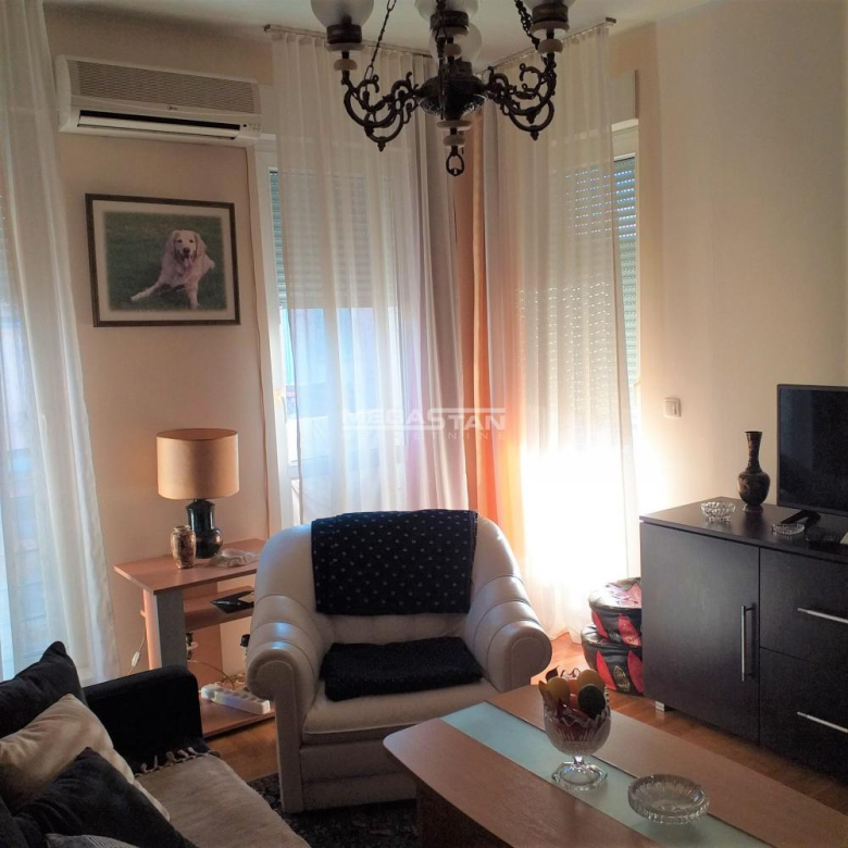 Stan Izdavanje Beograd  33 m2