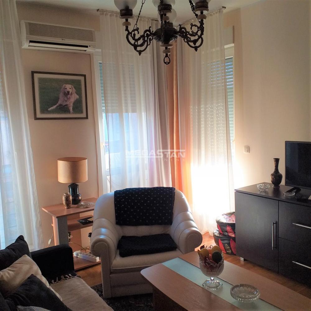 Stan Izdavanje Beograd  33 m2