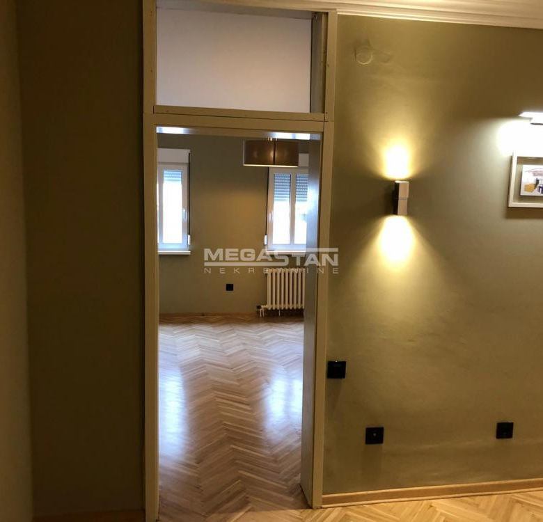 Stan Izdavanje Beograd Krunski Venac 78 m2