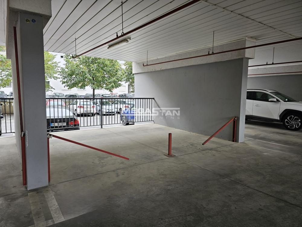 Garaža Prodaja Beograd Garaža Prodaja Beograd Blok 72 13 m2