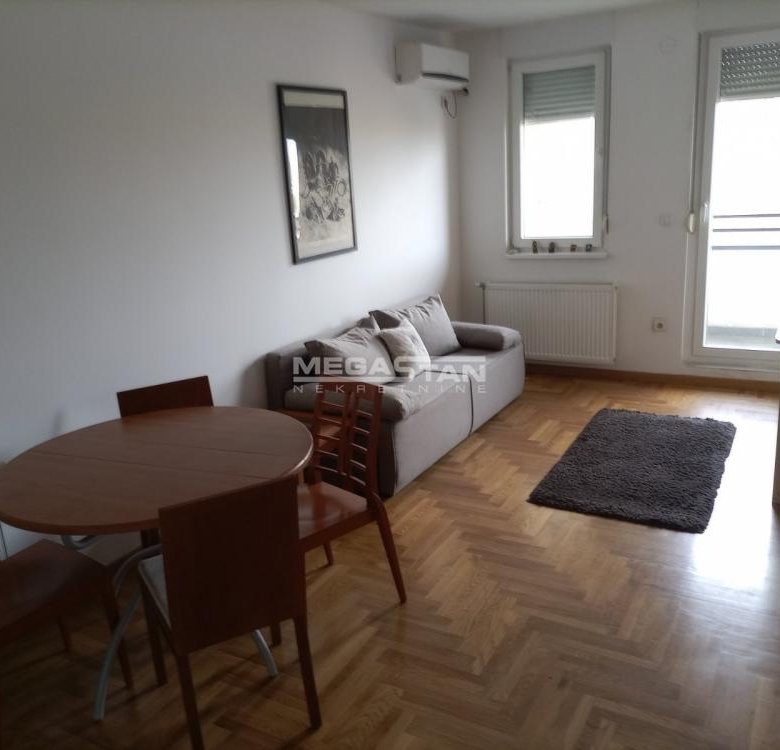 Mali Mokri Lug, namešten, renoviran.