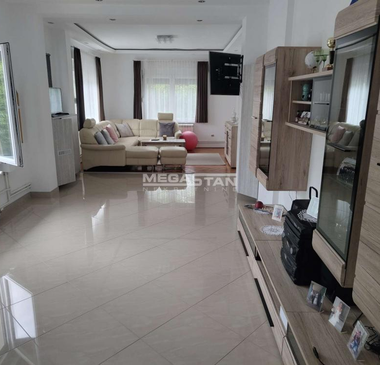 Kuća Prodaja Beograd Leštane 280 m2