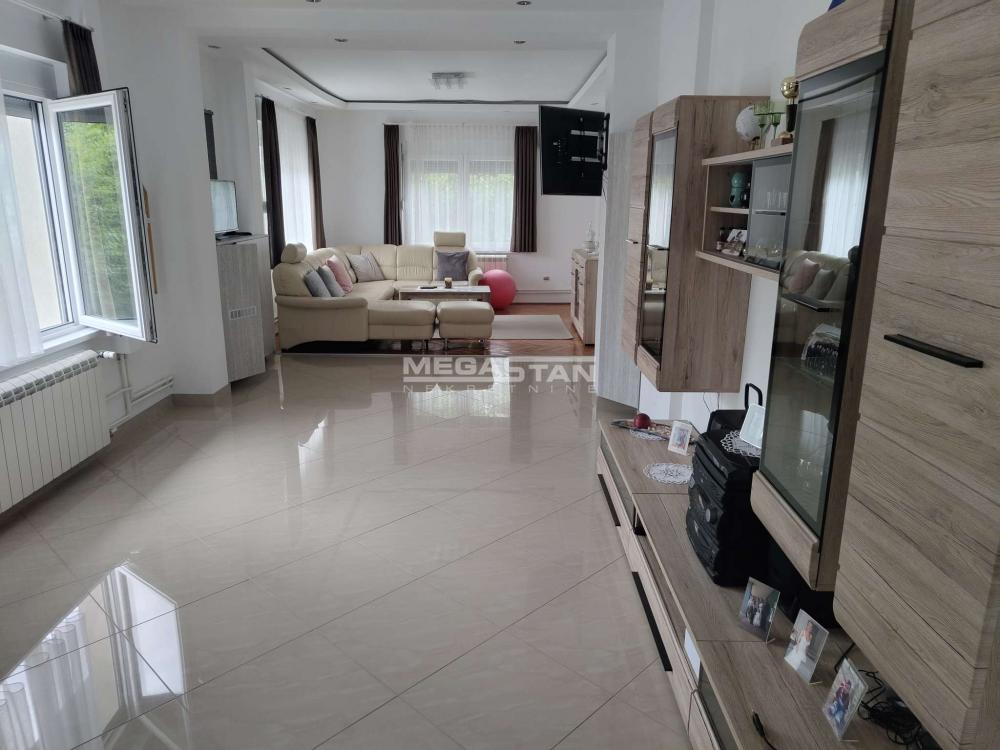 Kuća Prodaja Beograd Kuća Prodaja Beograd Leštane 280 m2