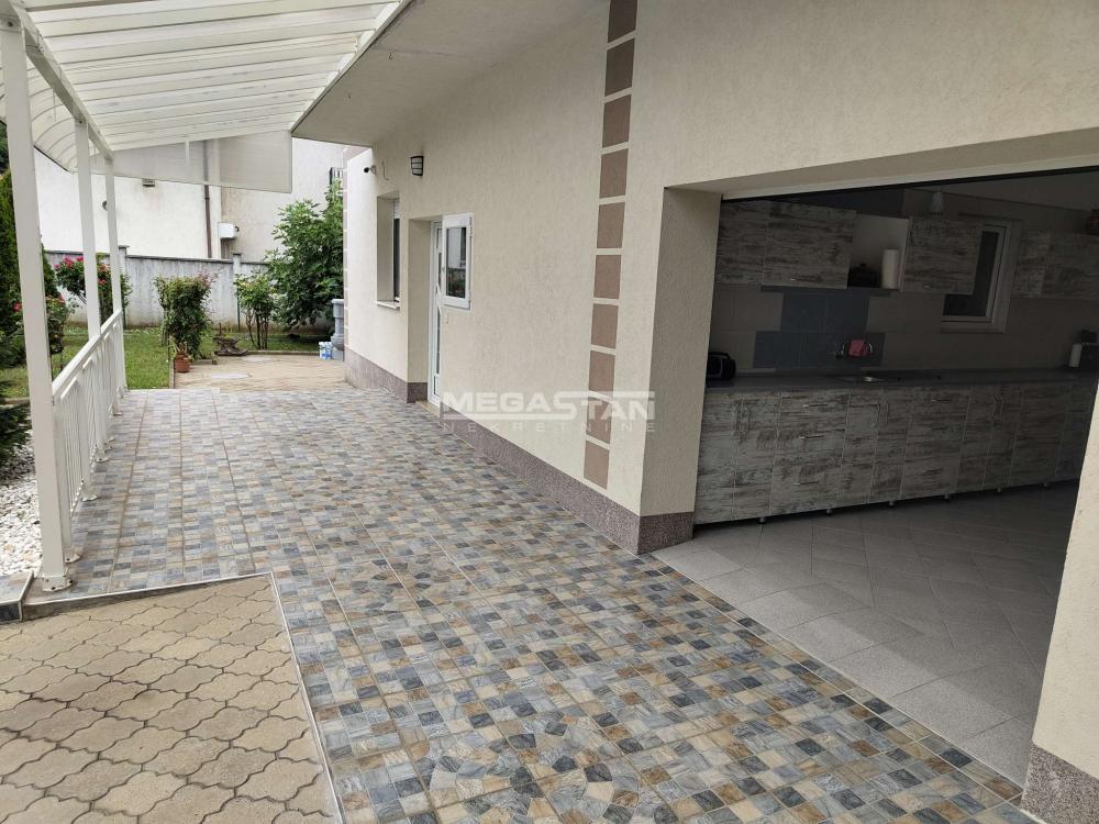 Kuća Prodaja Beograd Leštane 280 m2