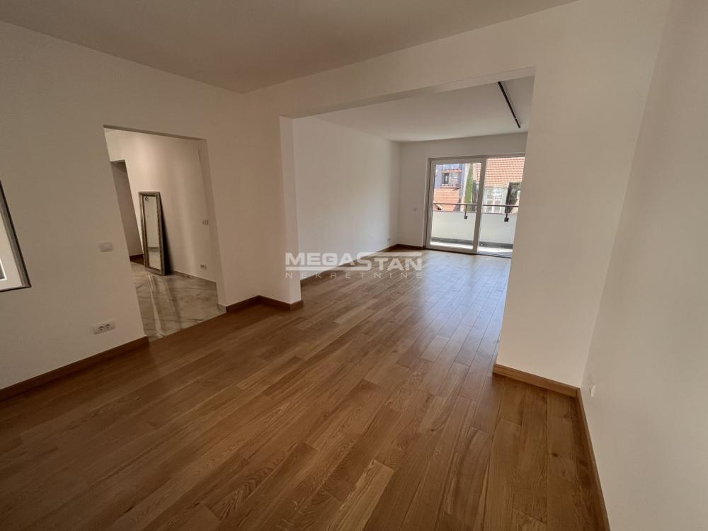 Stan Prodaja Beograd Stan Prodaja Beograd Hram Svetog Save 93 m2
