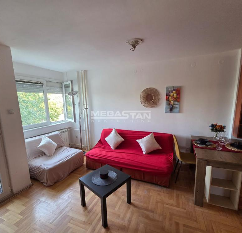Stan Prodaja Beograd Blok 45 33 m2