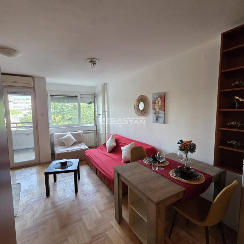 Garsonjera na prodaju, Blok 45, Beograd, 33m², 148.000 €