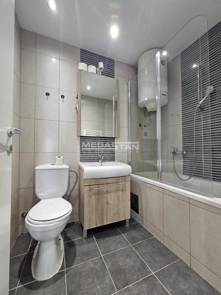 108100383-17-20260813165539 Trosoban stan na prodaju, Lekino Brdo, Beograd, 81m², 1. sprat, 307.800 €