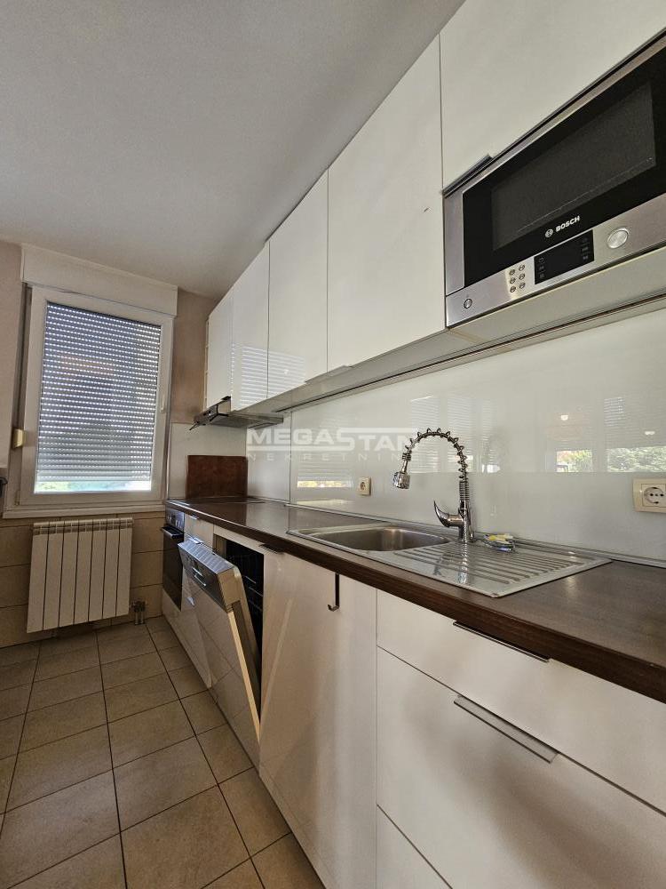 Stan Prodaja Beograd Stan Prodaja Beograd Lekino Brdo 81 m2