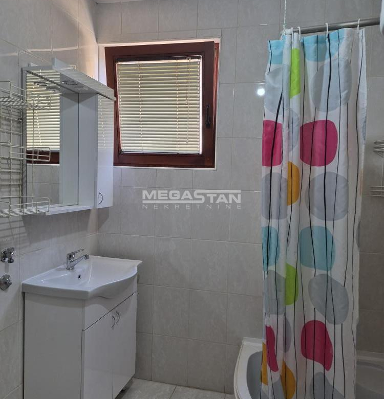 Stan Izdavanje Beograd Mali Mokri Lug 55 m2
