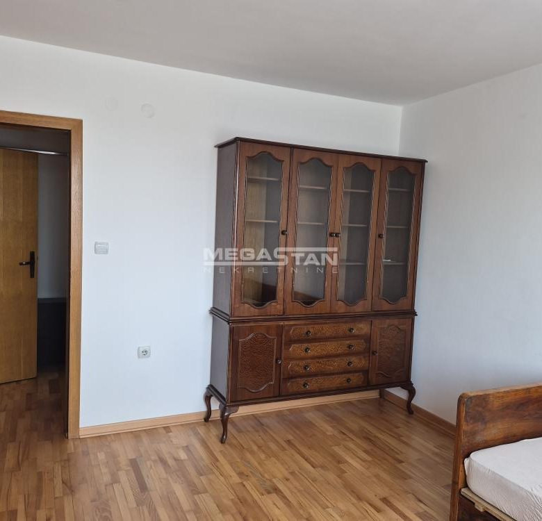 Stan Izdavanje Beograd Mali Mokri Lug 55 m2