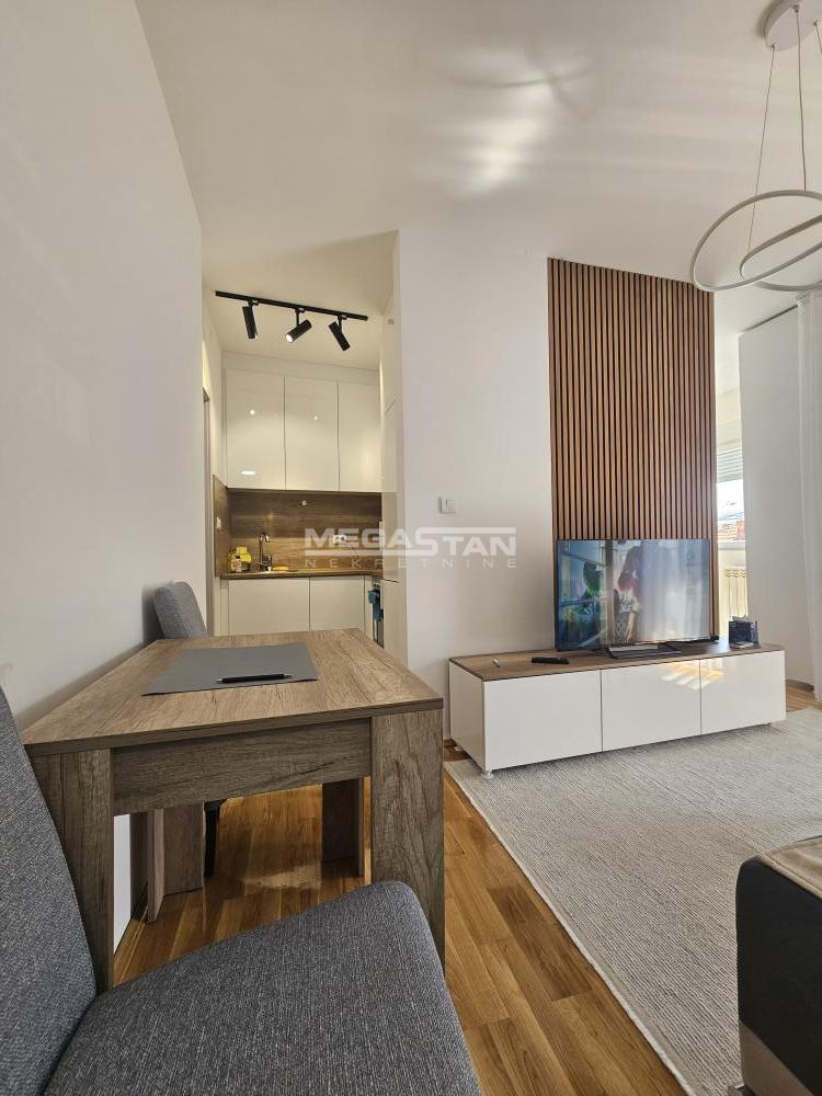 Stan Izdavanje Beograd Čubura 26 m2