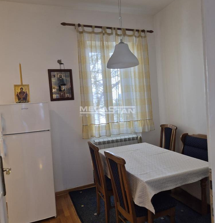 Stan Izdavanje Beograd Hram Svetog Save 70 m2