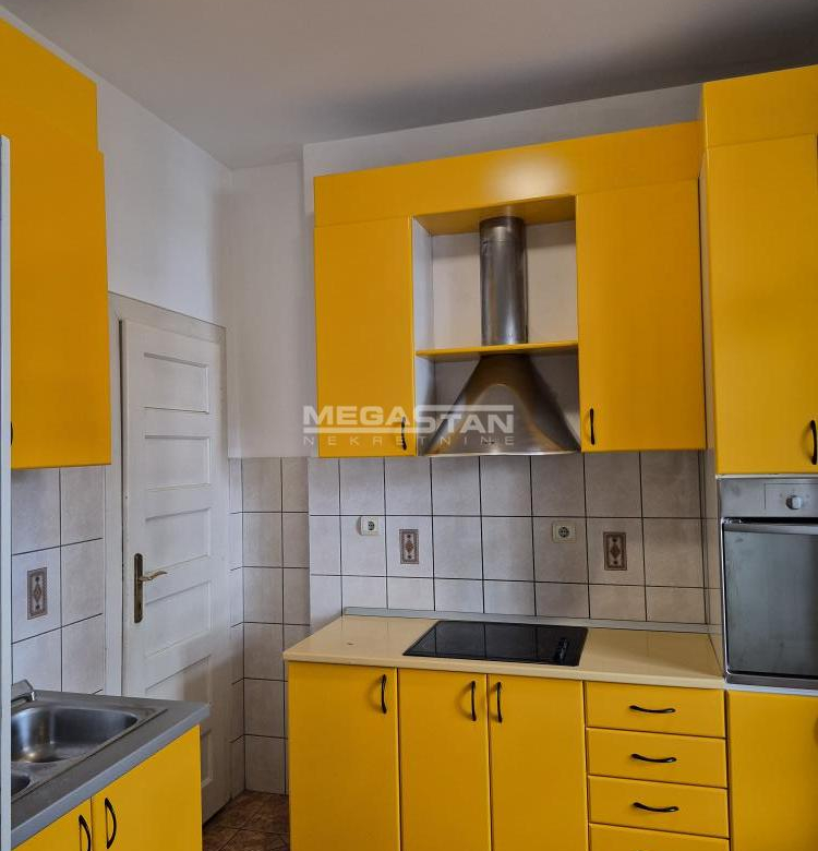 Stan Izdavanje Beograd Hram Svetog Save 70 m2