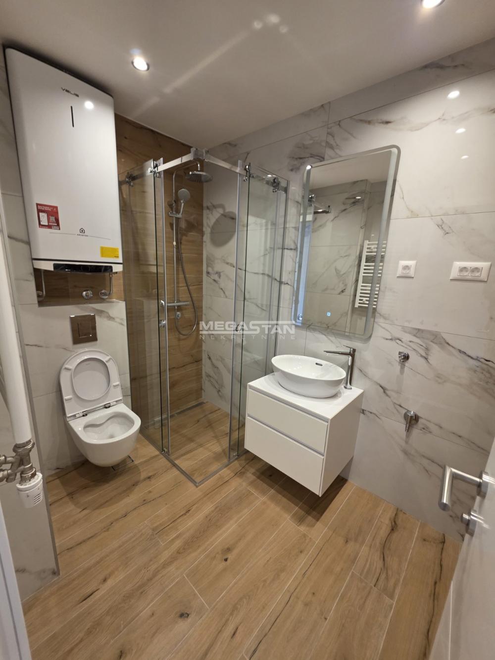 Stan Izdavanje Beograd Blok 64 44 m2