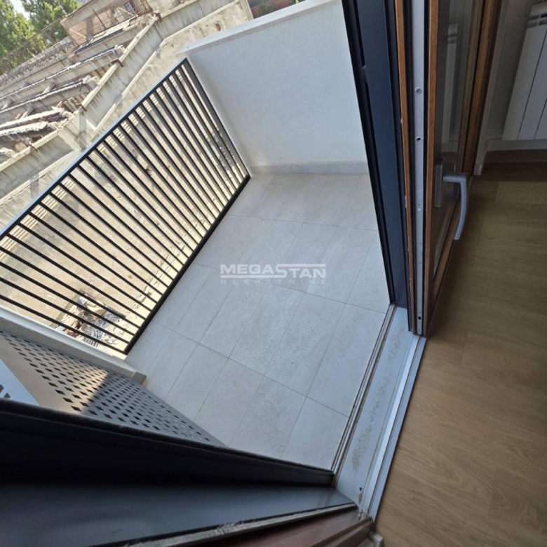 Stan Izdavanje Beograd Blok 64 44 m2