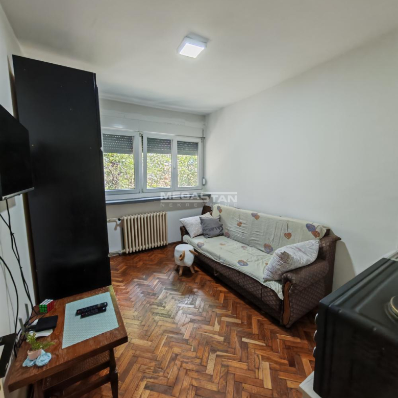Stan Izdavanje Beograd Zvezdarska Šuma 17 m2
