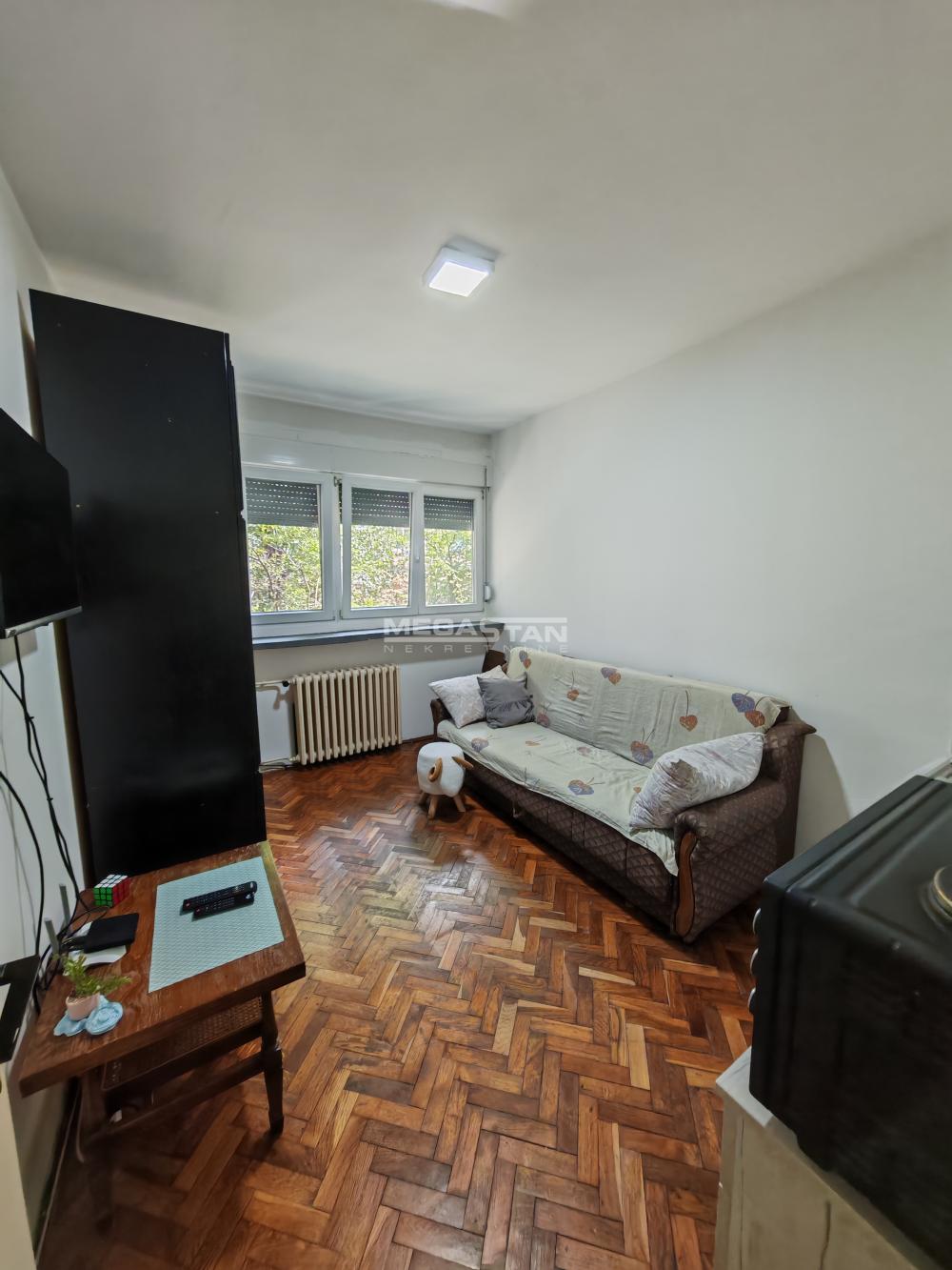 Stan Izdavanje Beograd Zvezdarska Šuma 17 m2