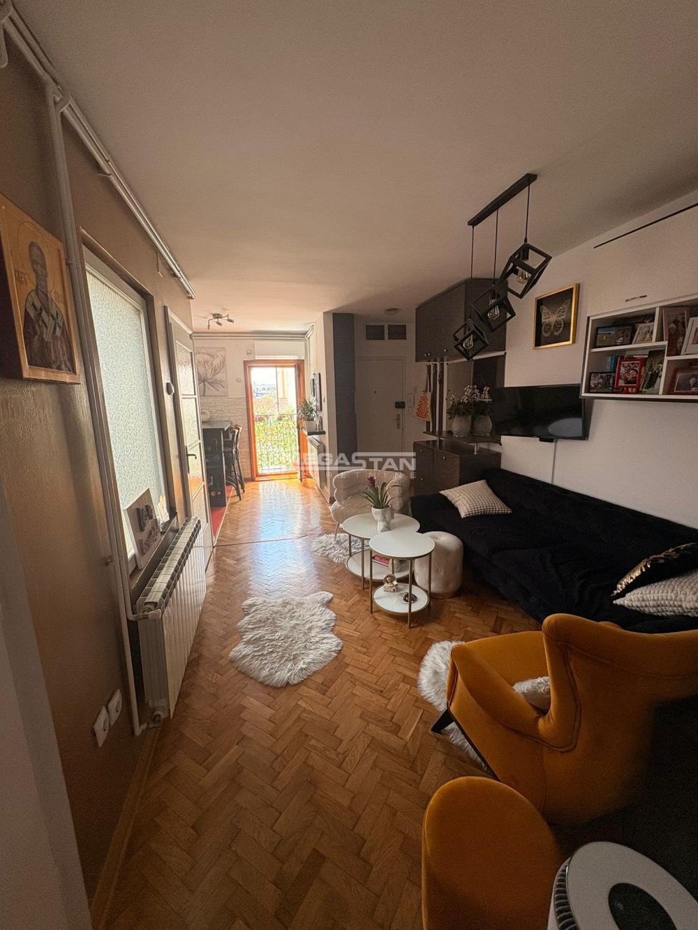 Stan Izdavanje Beograd Stan Izdavanje Beograd Kalenić Pijaca 60 m2