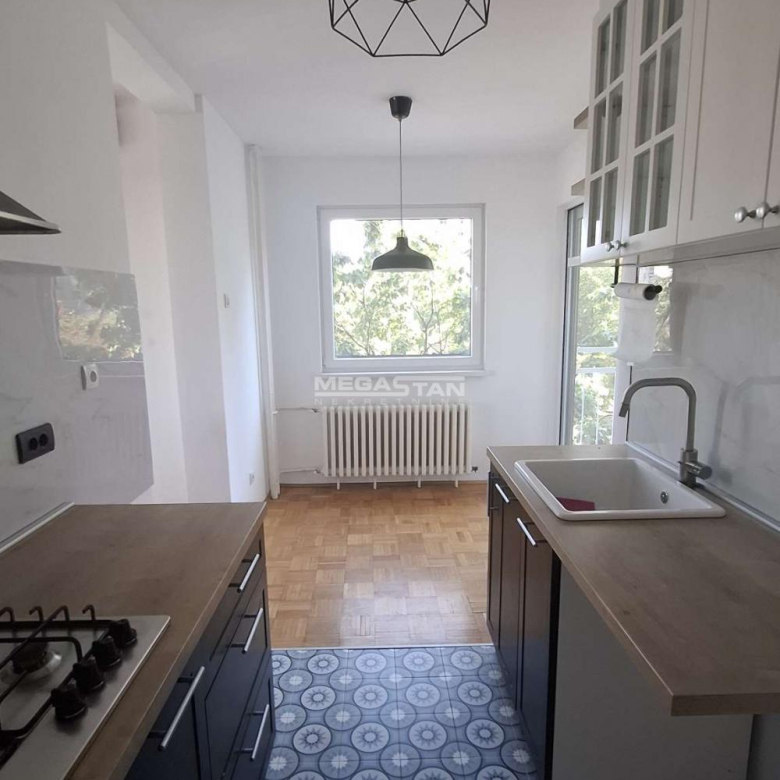 Stan Izdavanje Beograd Blok 61 65 m2