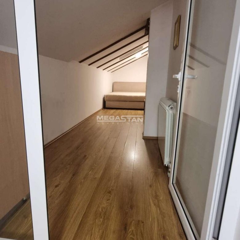 Stan Izdavanje Beograd Kalenić Pijaca 40 m2