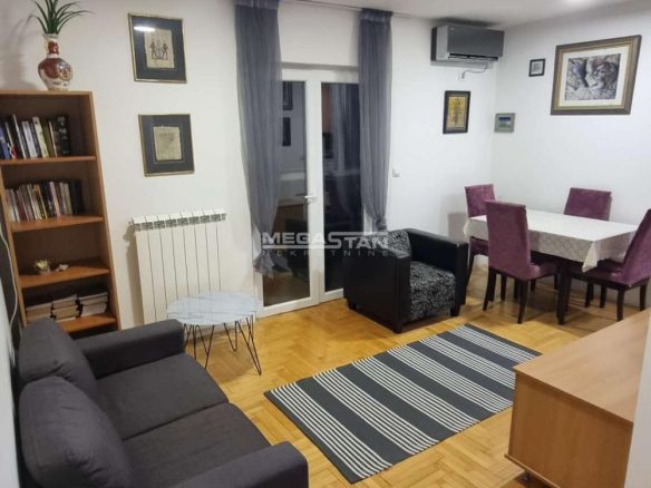 Stan Izdavanje Beograd Kalenić Pijaca 40 m2