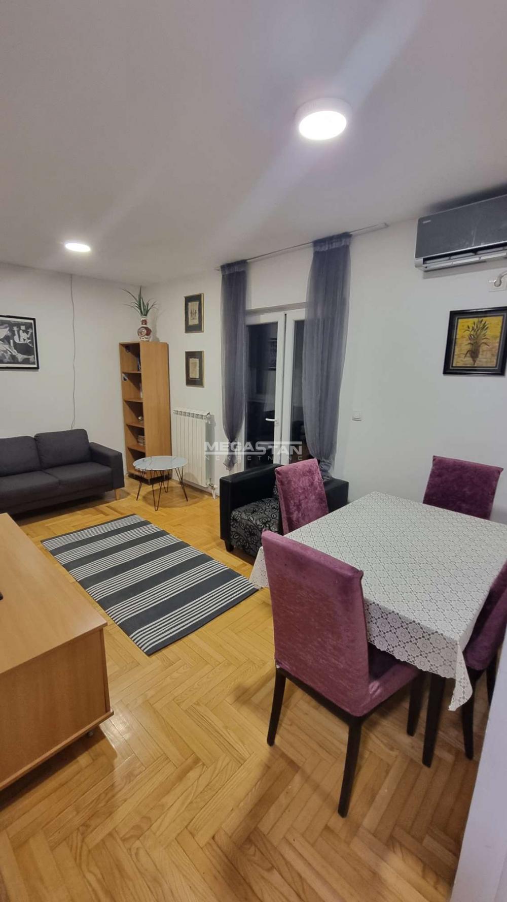 Stan Izdavanje Beograd Stan Izdavanje Beograd Kalenić Pijaca 40 m2