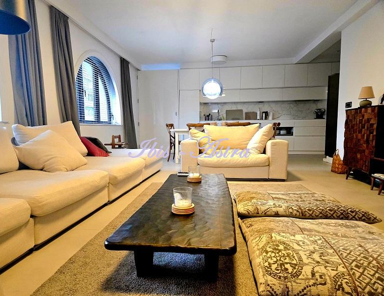 Stan Prodaja Beograd Centar (Stari Grad) 73 m2