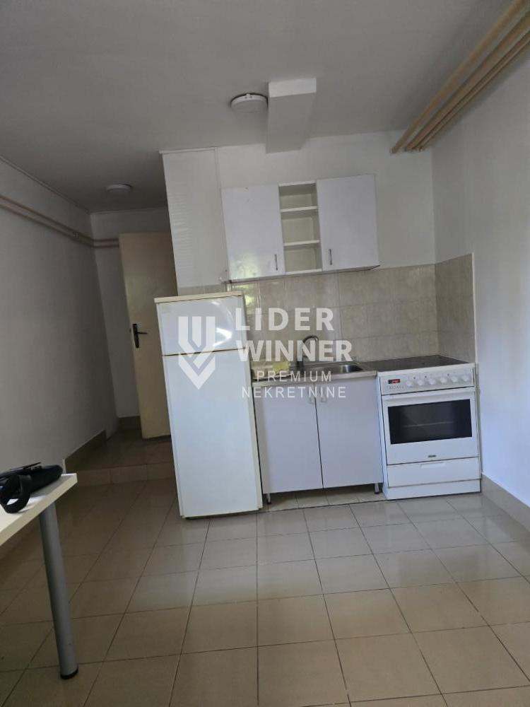 Stan Prodaja Beograd Bežanijska Kosa 3 20 m2