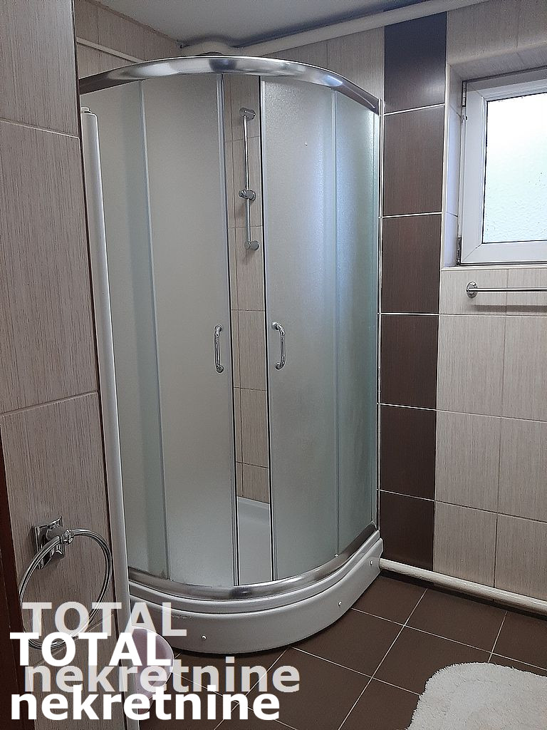 20211109_151909 Kuća na prodaju, Sadovi, Novi Sad, 270m², 257.500 €