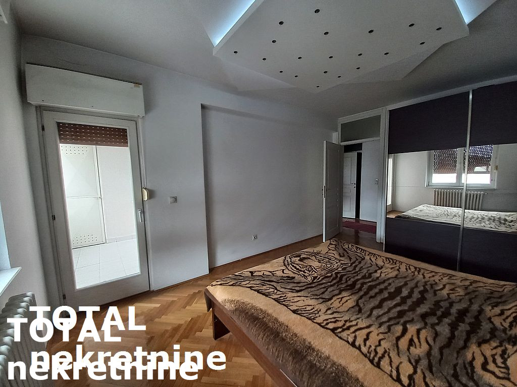 20220419_124717 Trosoban stan na prodaju, Bulevar Oslobođenja, Novi Sad, 101m², 288.400 €