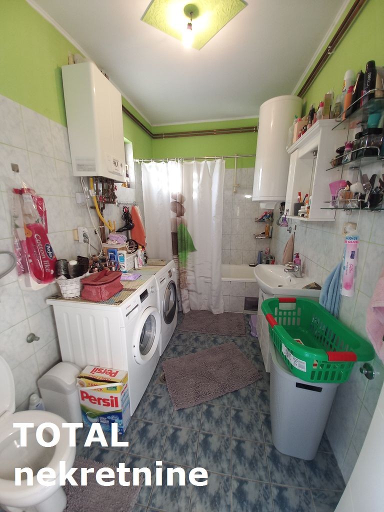 Kuća na prodaju, Ledinci, Novi Sad, 210m², 270.890 €