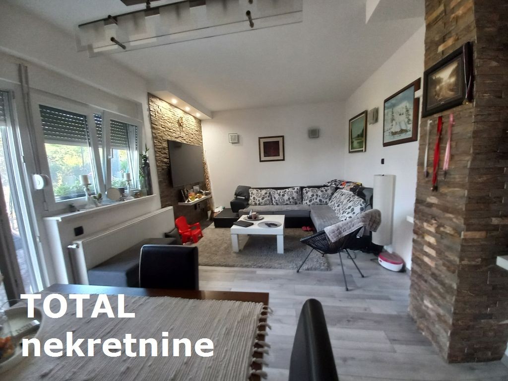 Kuća Prodaja Novi Sad  210 m2
