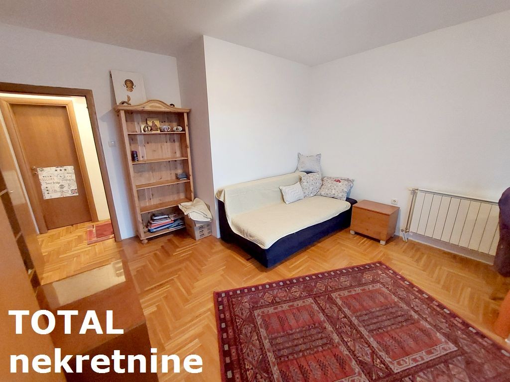 20230310_170334 Četvorosoban stan na prodaju, Bulevar Evrope, Novi Sad, 106m², 195.000 €