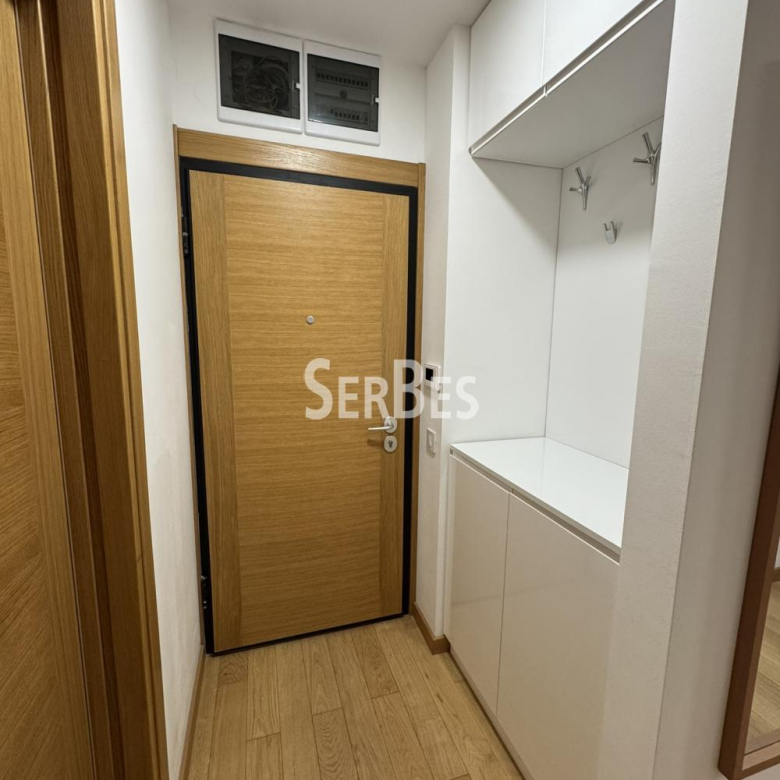 Stan Izdavanje Novi Sad  58 m2