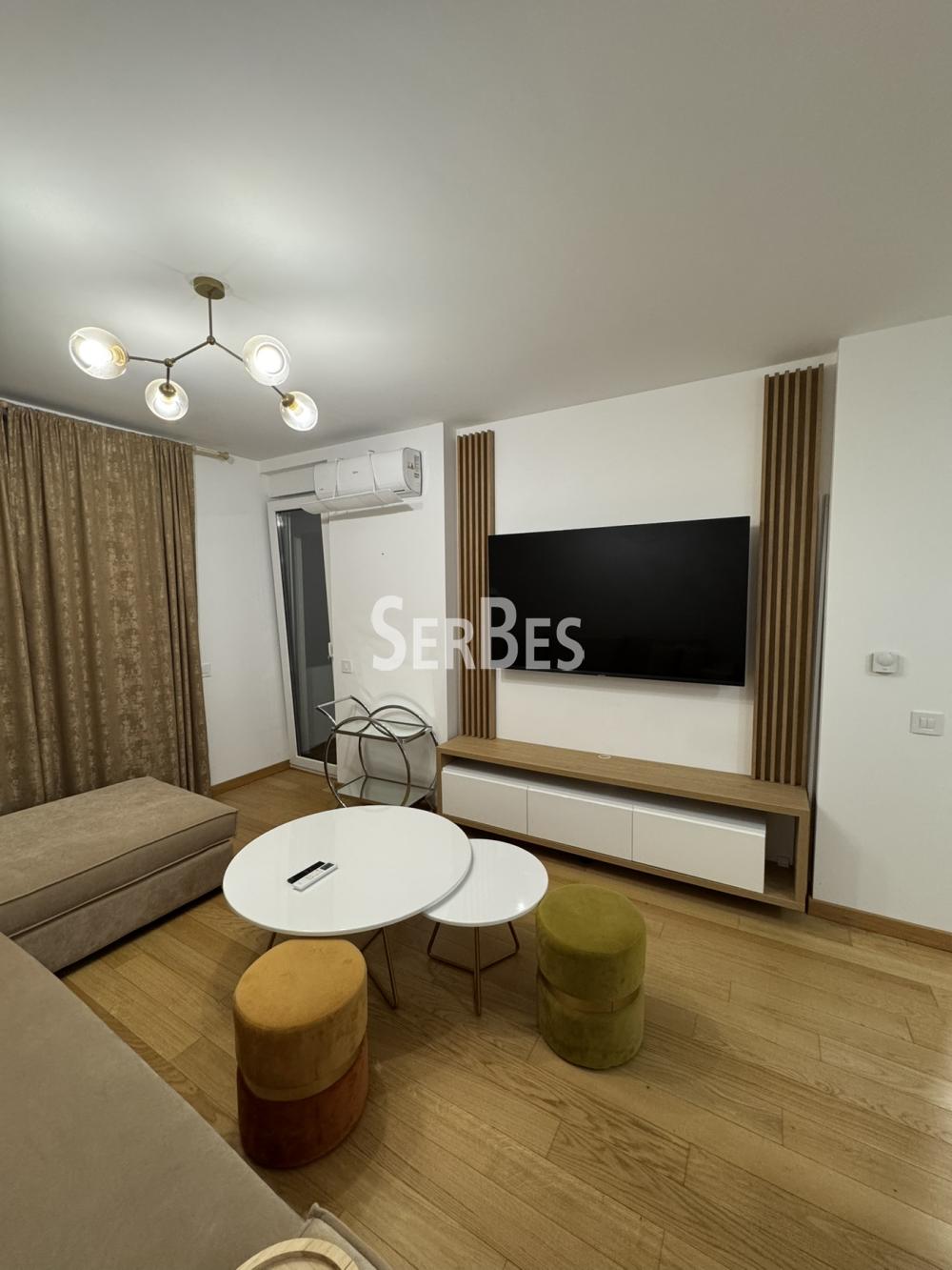 Stan Izdavanje Novi Sad  58 m2