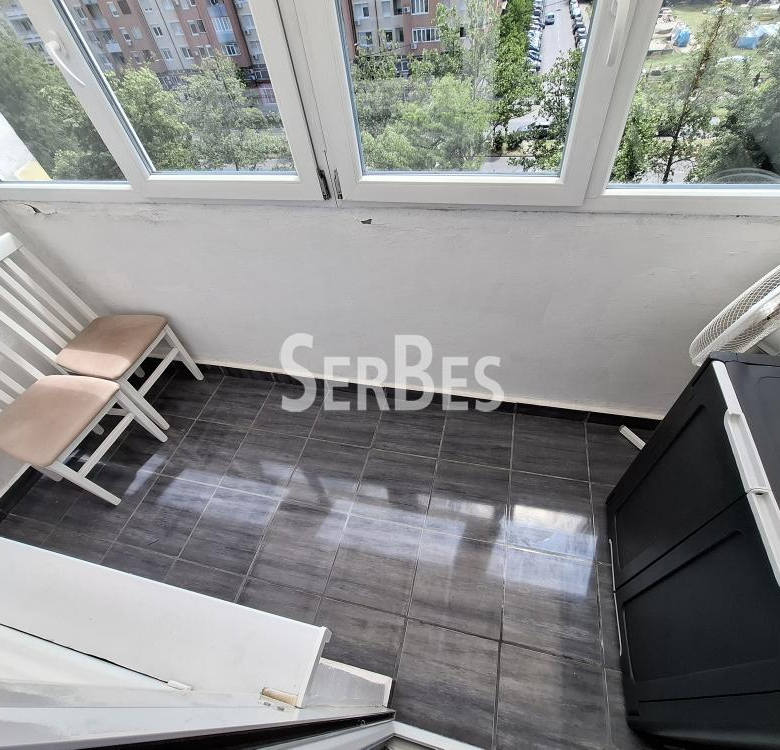 Stan Izdavanje Novi Sad  27 m2