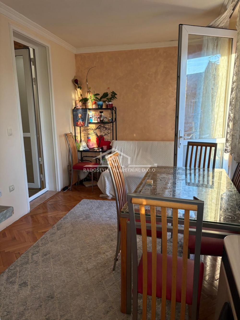 Stan Prodaja Beograd Petlovo Brdo 62 m2