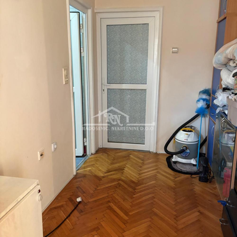 Stan Prodaja Beograd Petlovo Brdo 62 m2