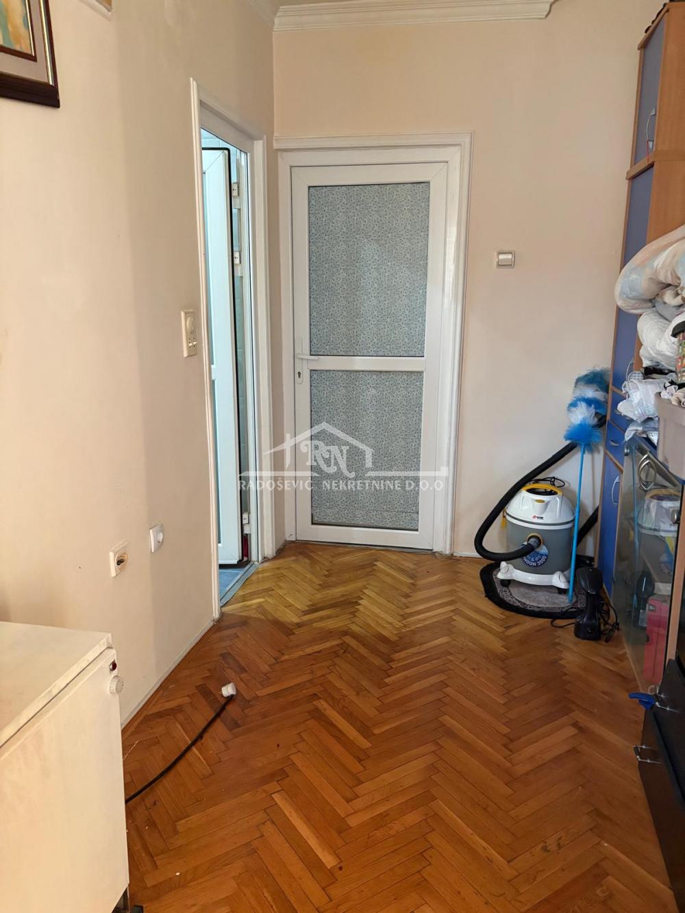 Stan Prodaja Beograd Petlovo Brdo 62 m2