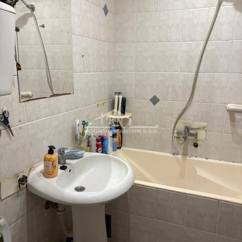 Stan Prodaja Beograd Petlovo Brdo 62 m2