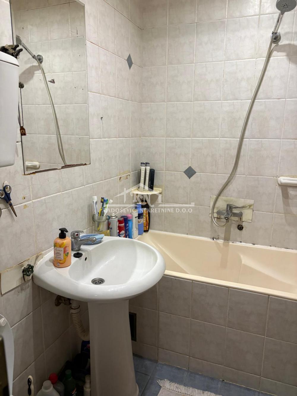 Stan Prodaja Beograd Petlovo Brdo 62 m2
